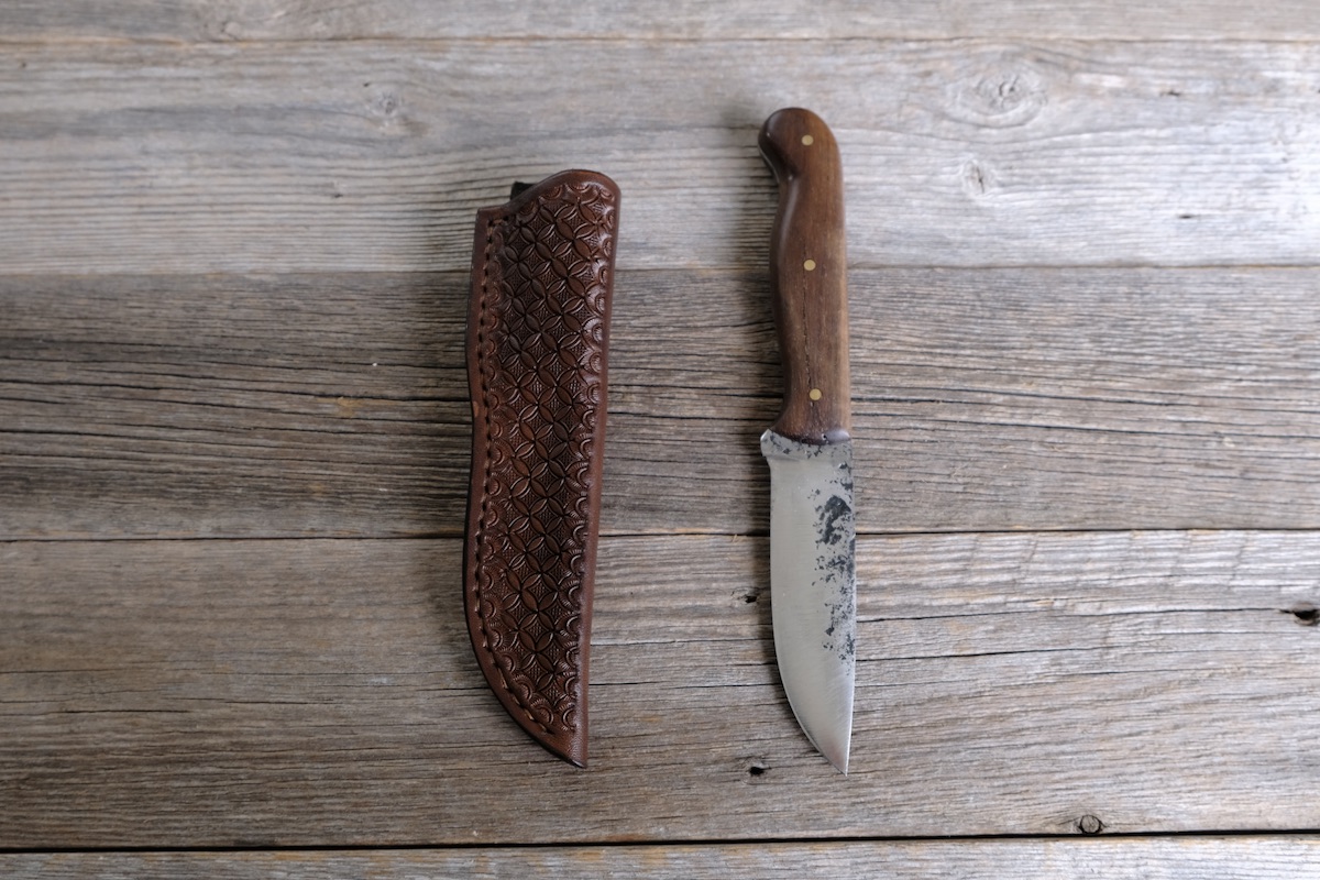 Walnut Belt Knife ⋆ Old Henly Knife & Tool Co.