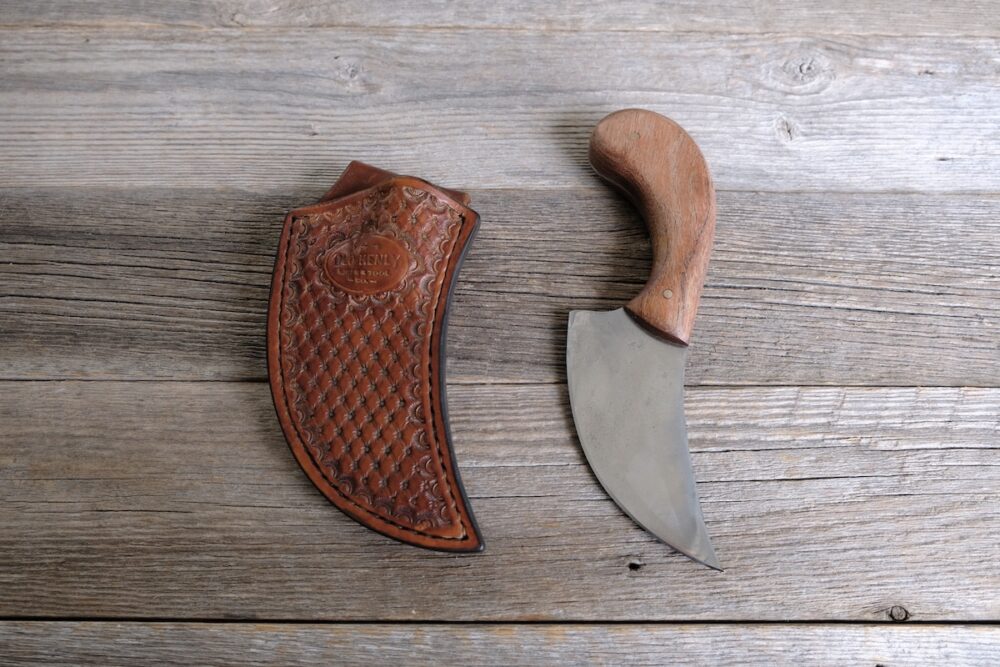 Mesquite Trailing Point ⋆ Old Henly Knife & Tool Co.